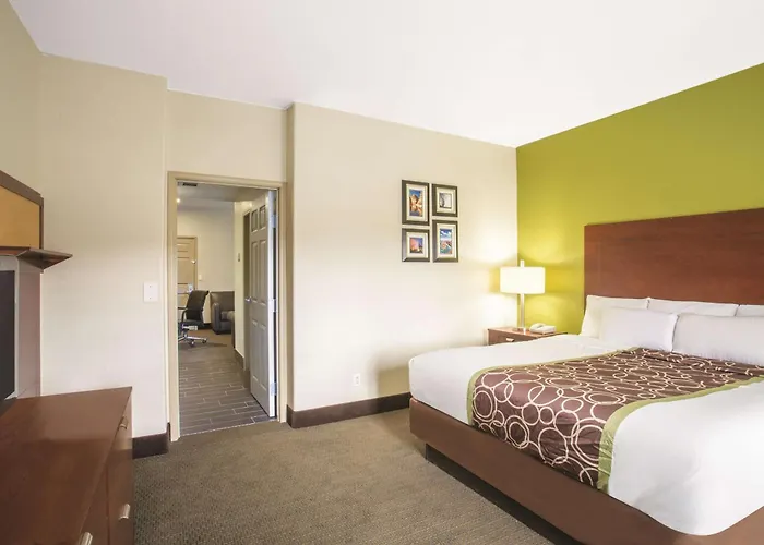 La Quinta By Wyndham Conference Center Hotel 2*