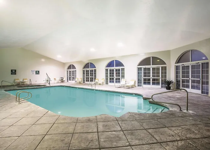 La Quinta By Wyndham Conference Center Hotel 2*