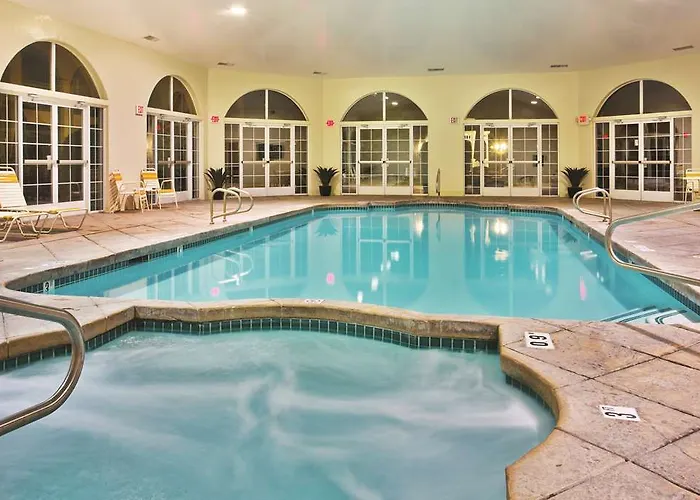 La Quinta By Wyndham Conference Center 2*